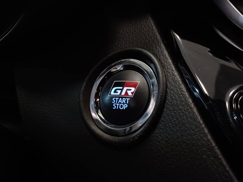 Toyota C-HR - Photo 28