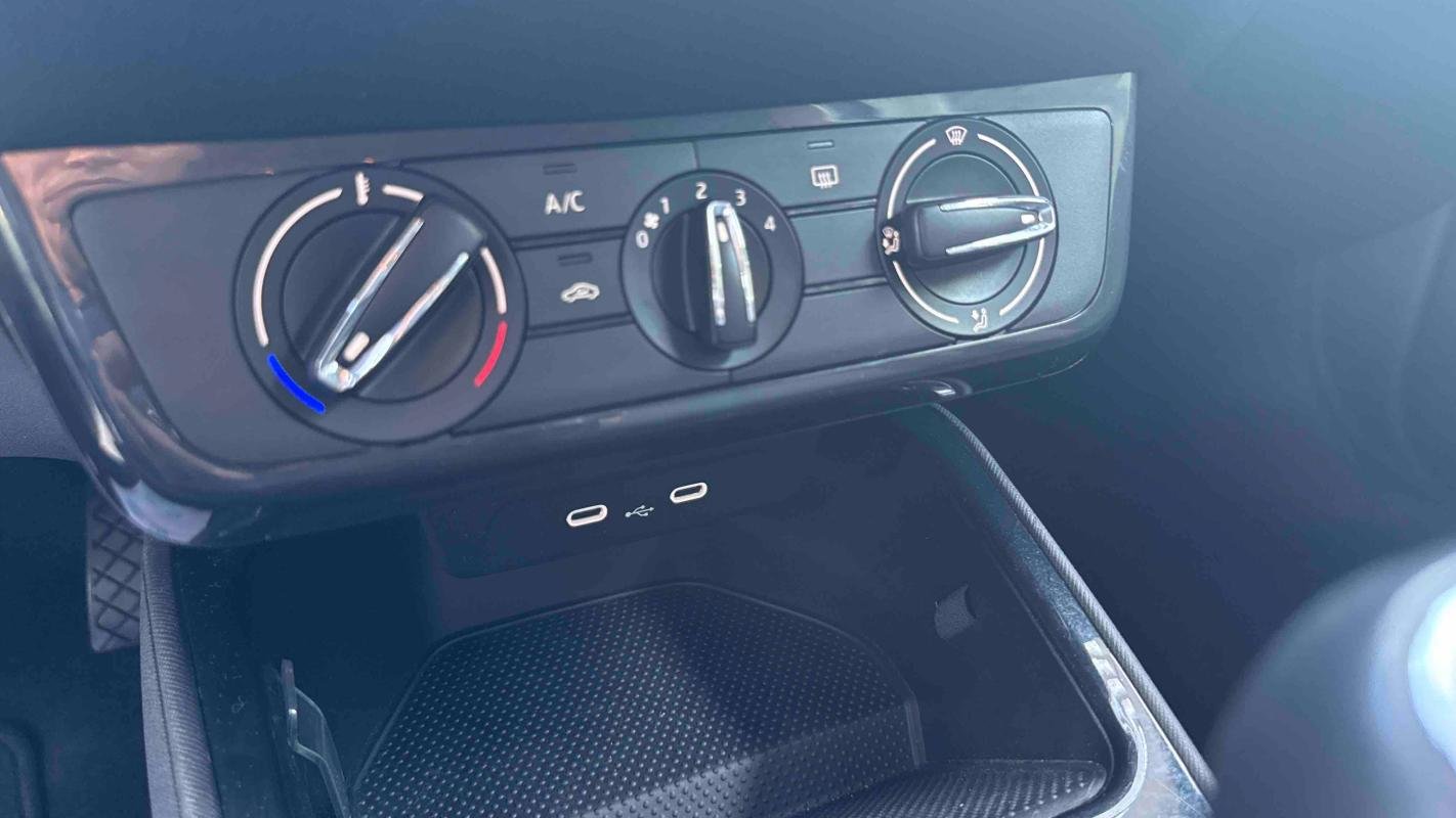 Skoda Fabia - Photo 21