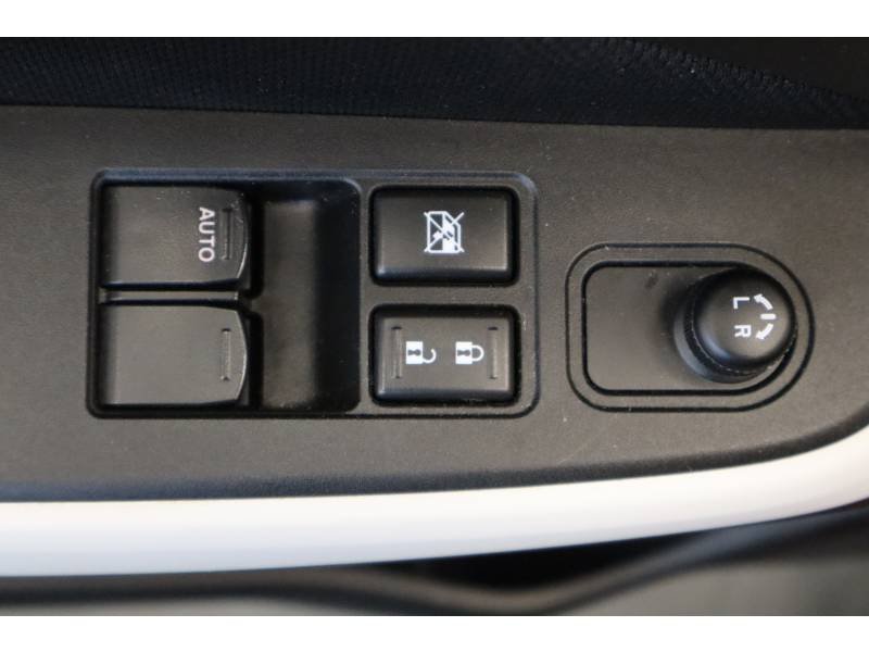 Suzuki Swift - Photo 25