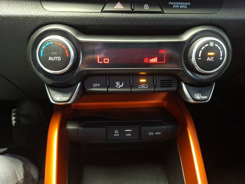 Kia Stonic - Photo 21