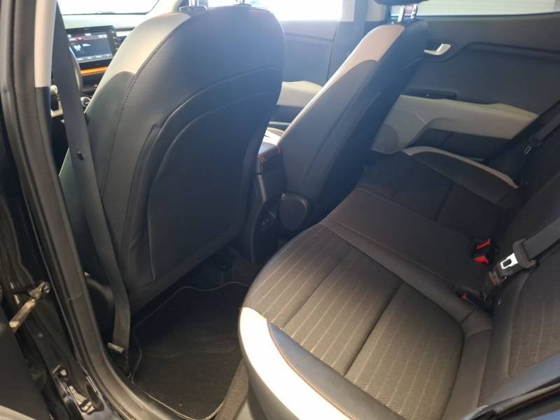 Kia Stonic - Photo 36