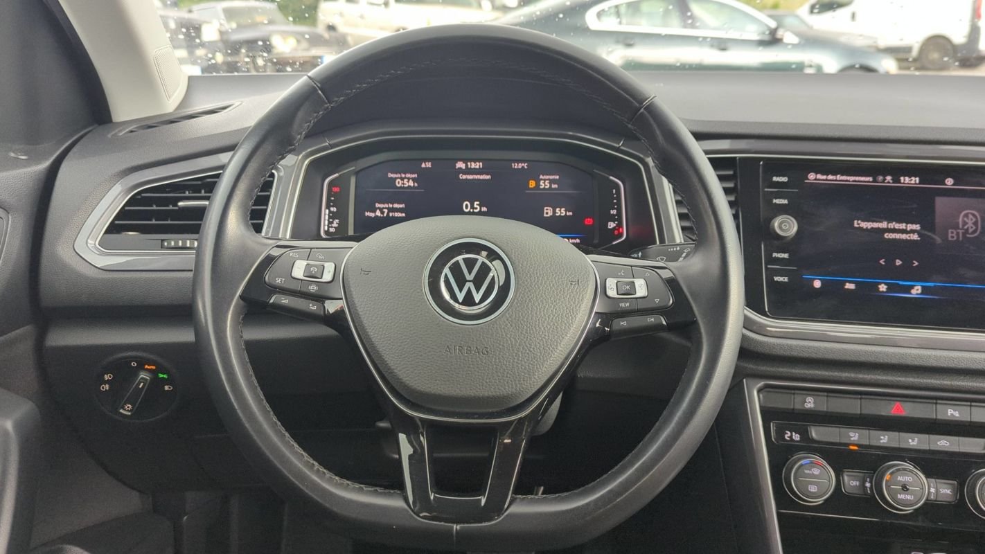 Volkswagen T-Roc - Photo 24