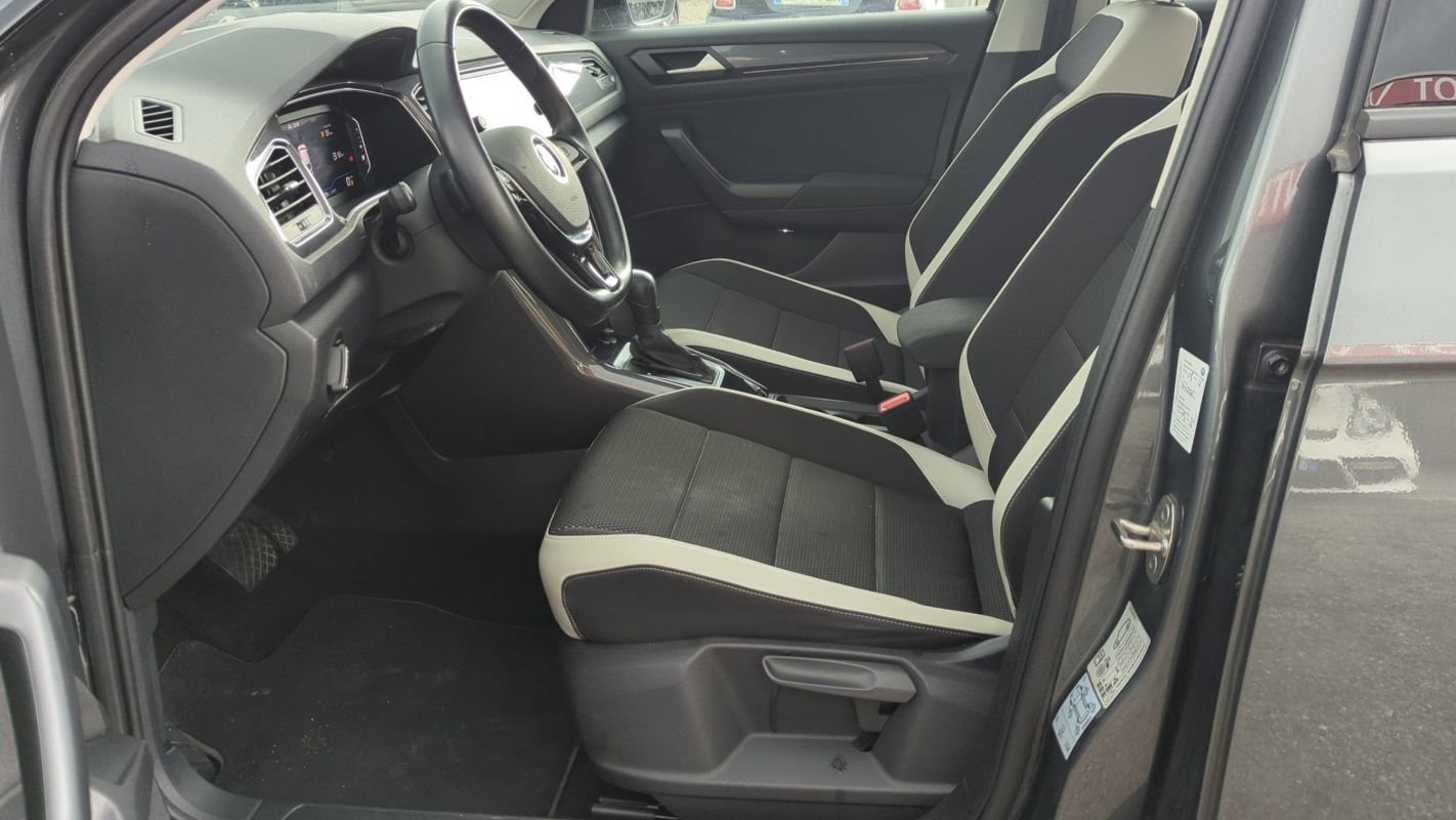 Volkswagen T-Roc - Photo 29