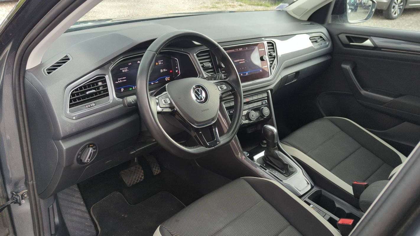 Volkswagen T-Roc - Photo 8