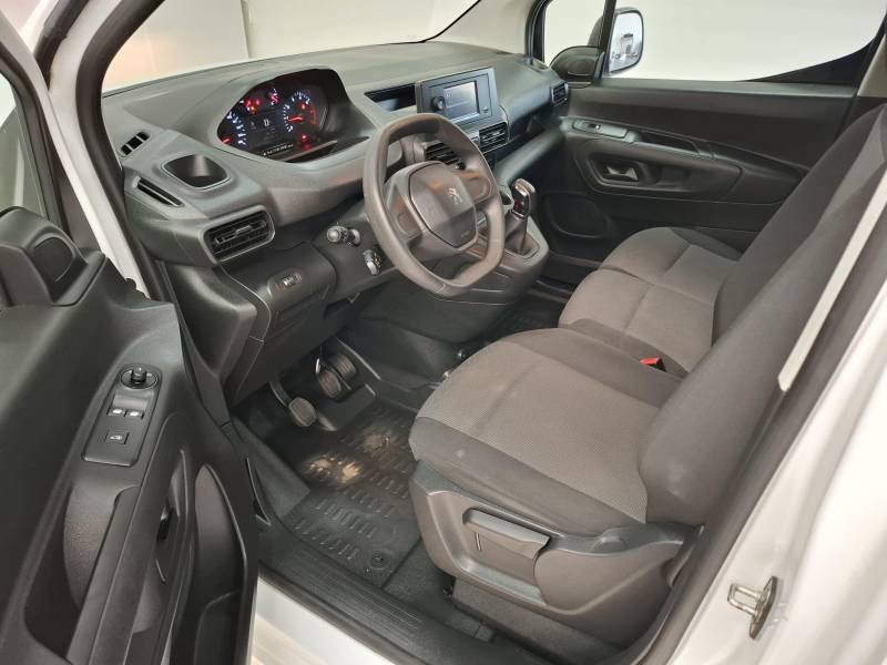 Peugeot Partner - Photo 12