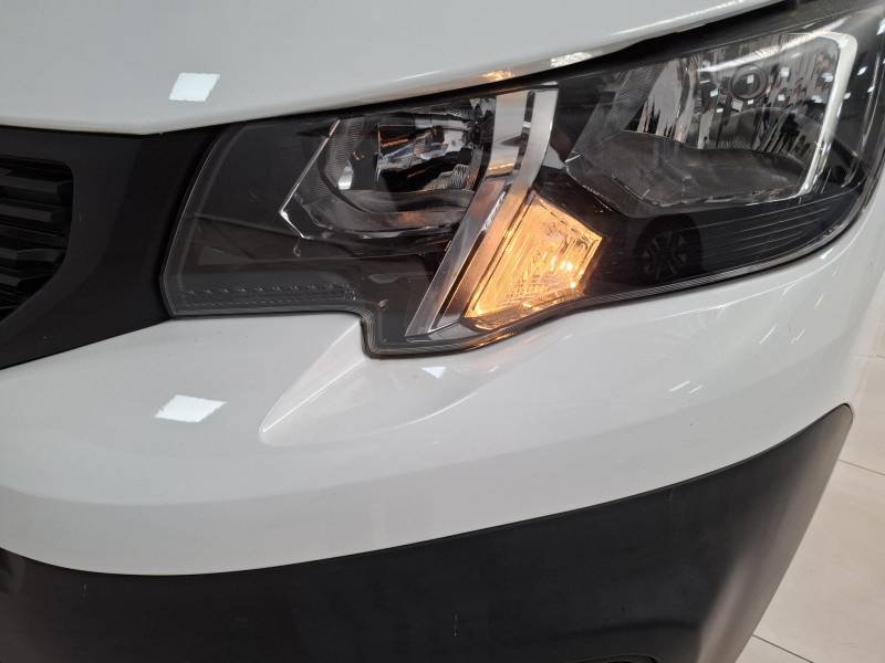 Peugeot Partner - Photo 28
