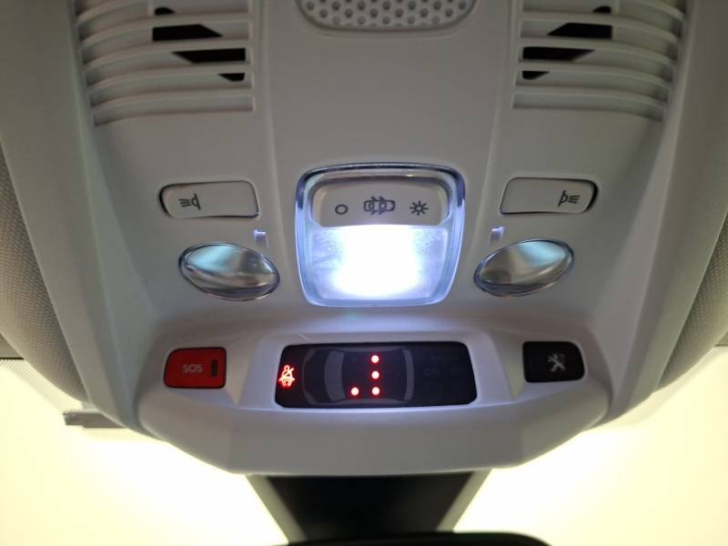 Peugeot 3008 - Photo 15