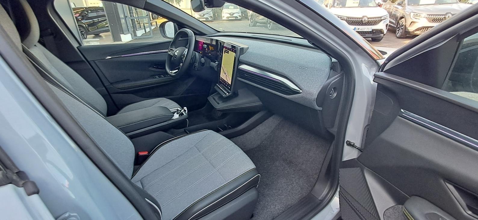 Renault Mégane E-TECH - Photo 10