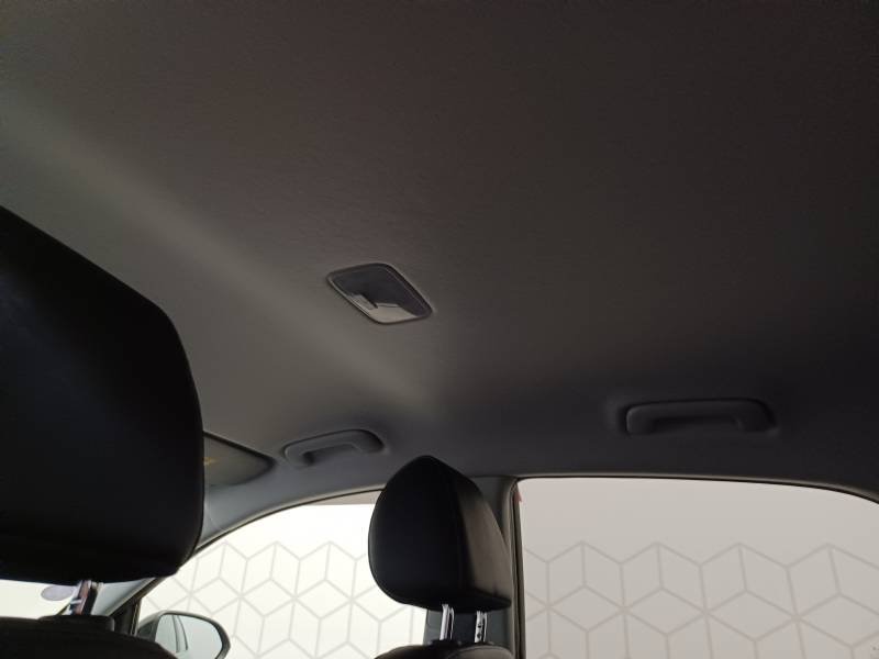 Kia Rio - Photo 32