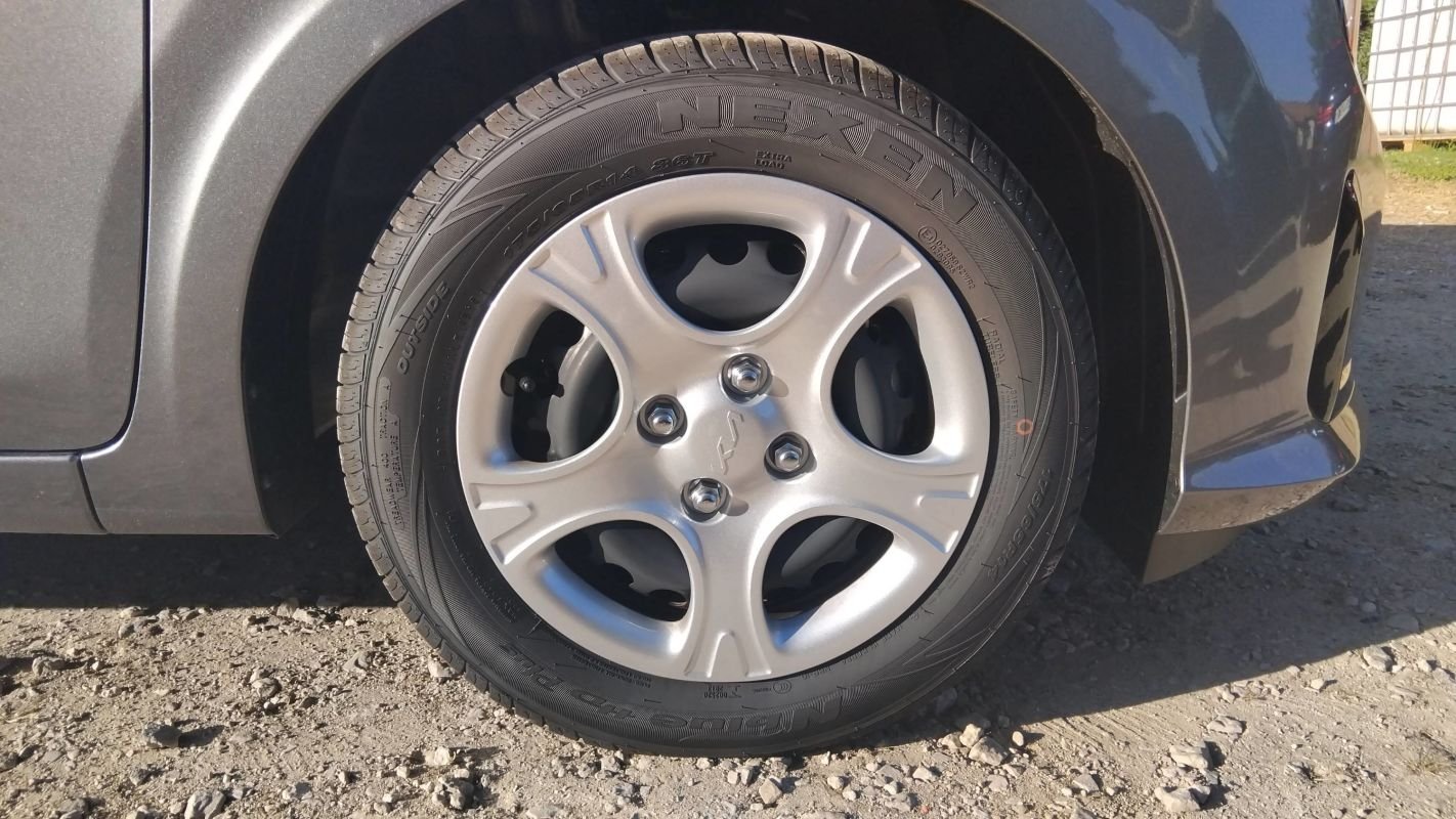 Kia Picanto - Photo 17