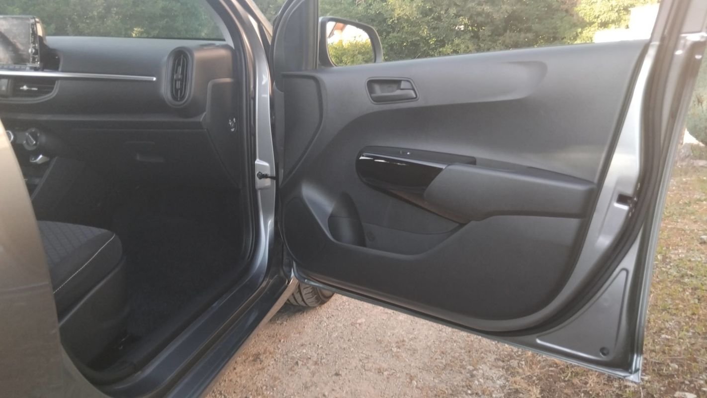Kia Picanto - Photo 22