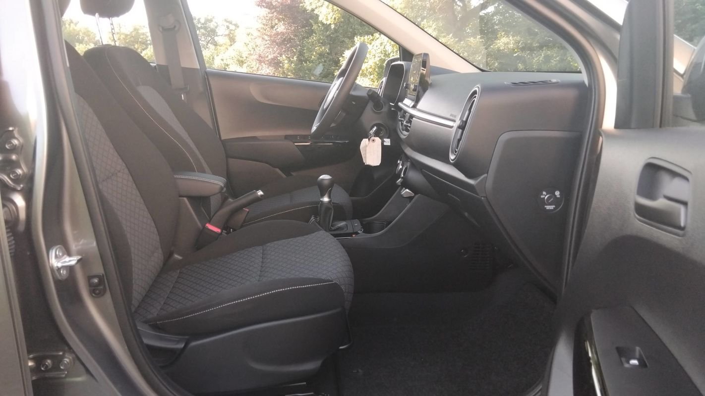 Kia Picanto - Photo 25