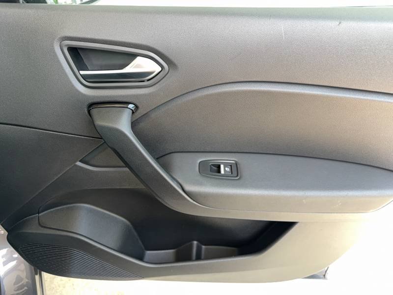Renault Captur - Photo 11
