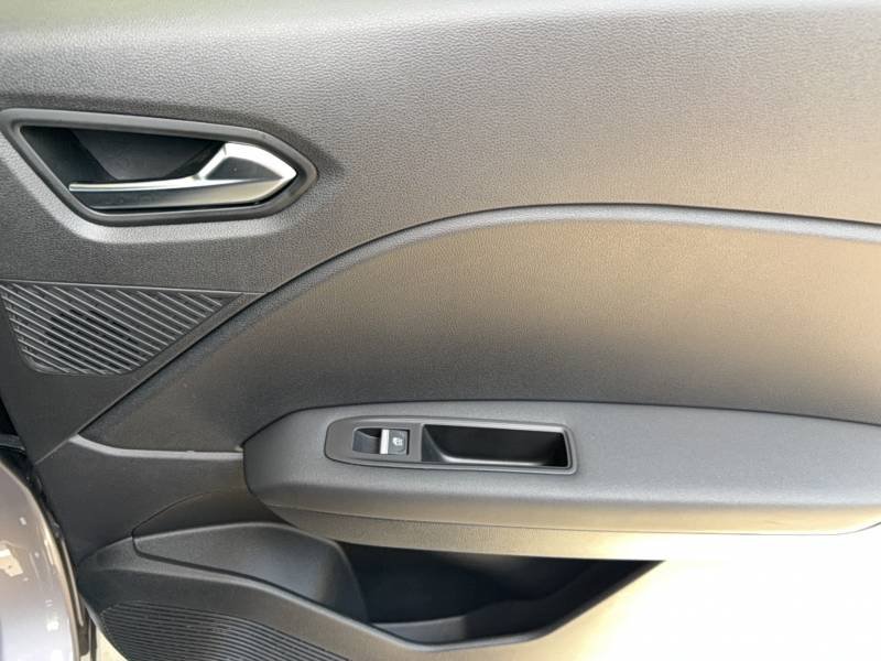 Renault Captur - Photo 13