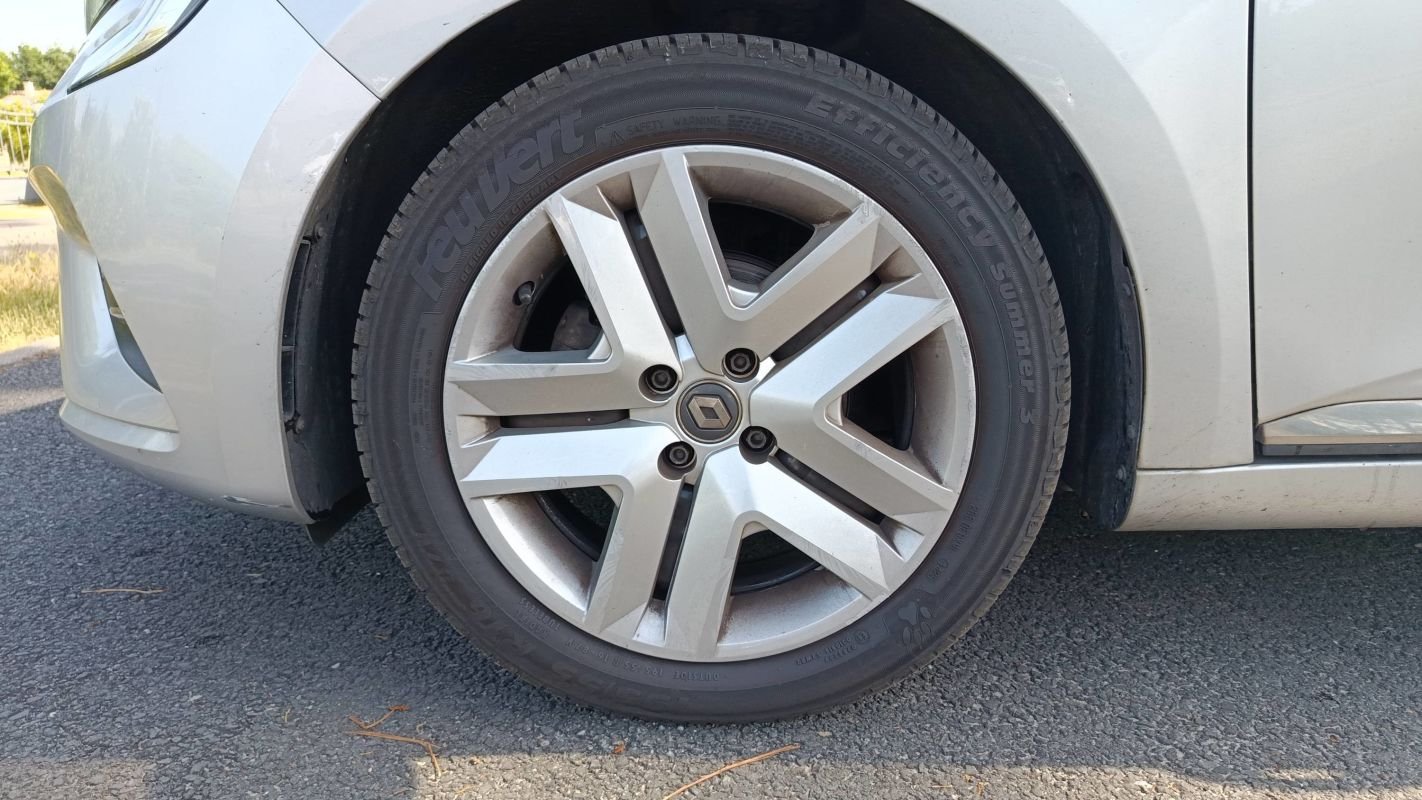 Renault Clio - Photo 18