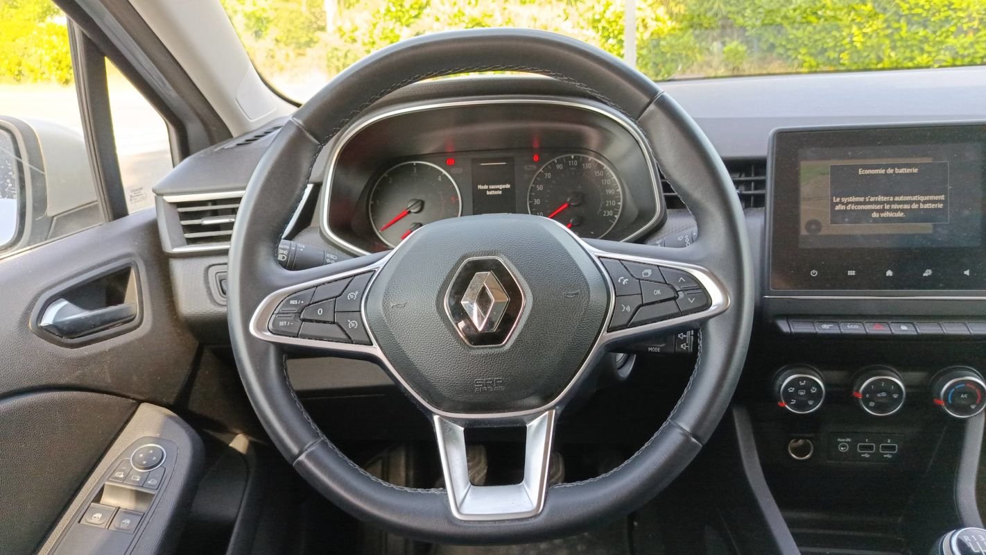 Renault Clio - Photo 22