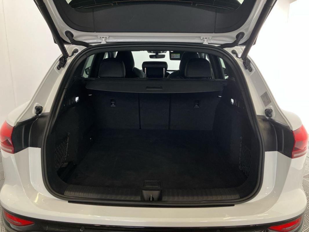 Audi q6 e-tron - Photo 31