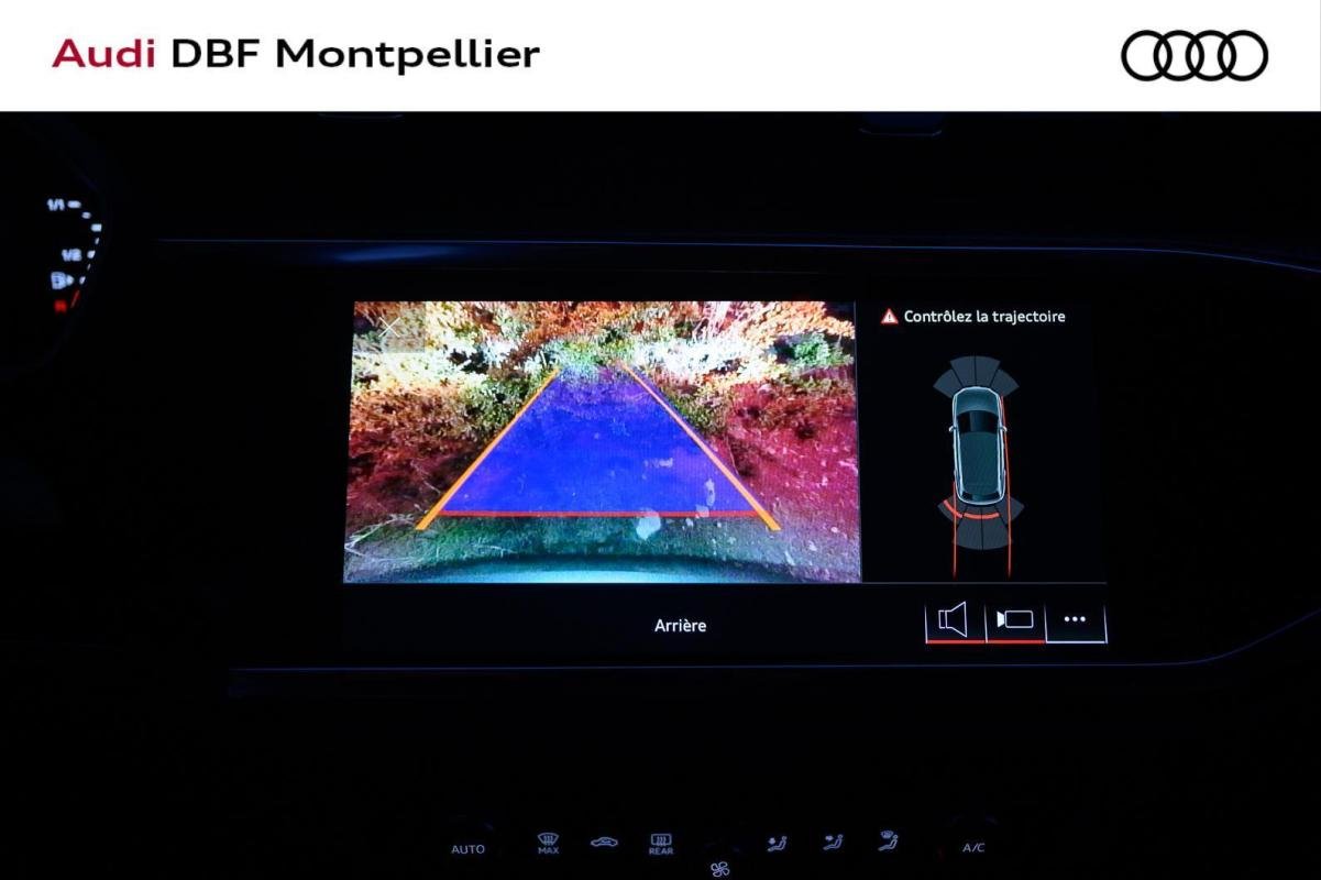 Audi Q3 - Photo 14