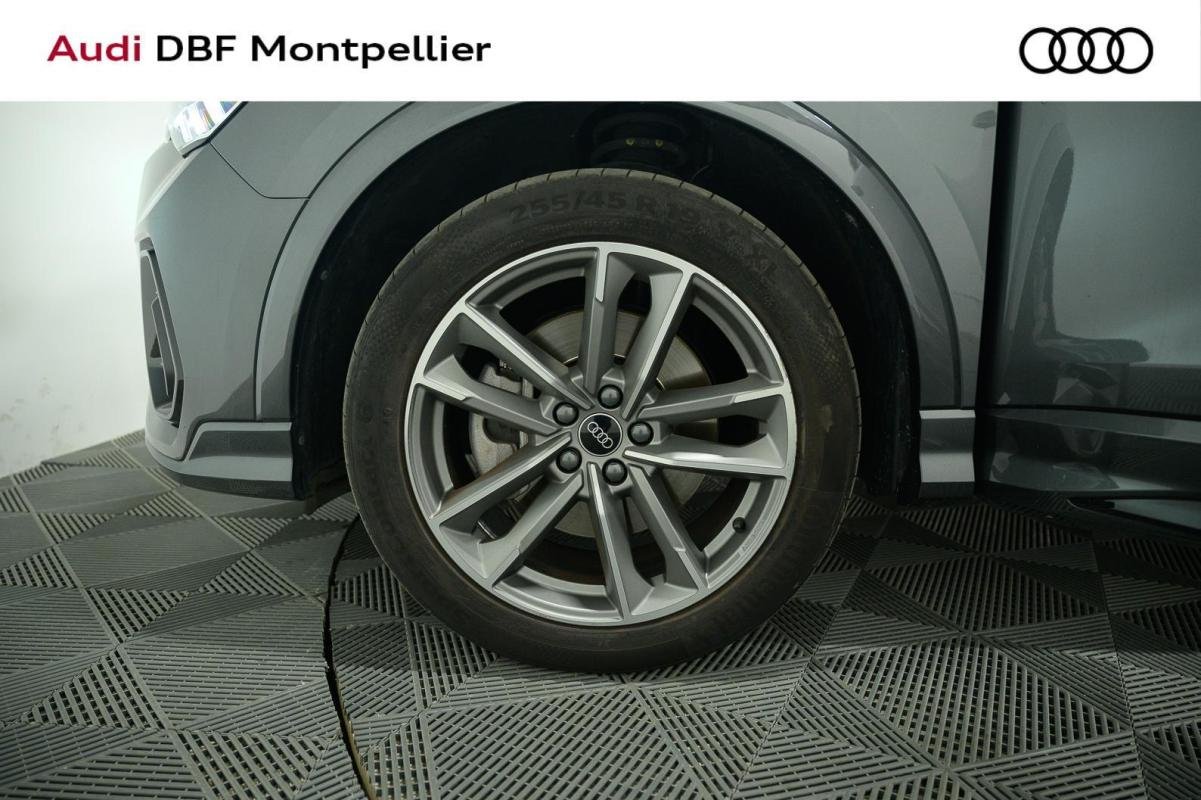 Audi Q3 - Photo 2