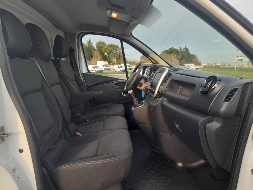 Renault Trafic - Photo 11