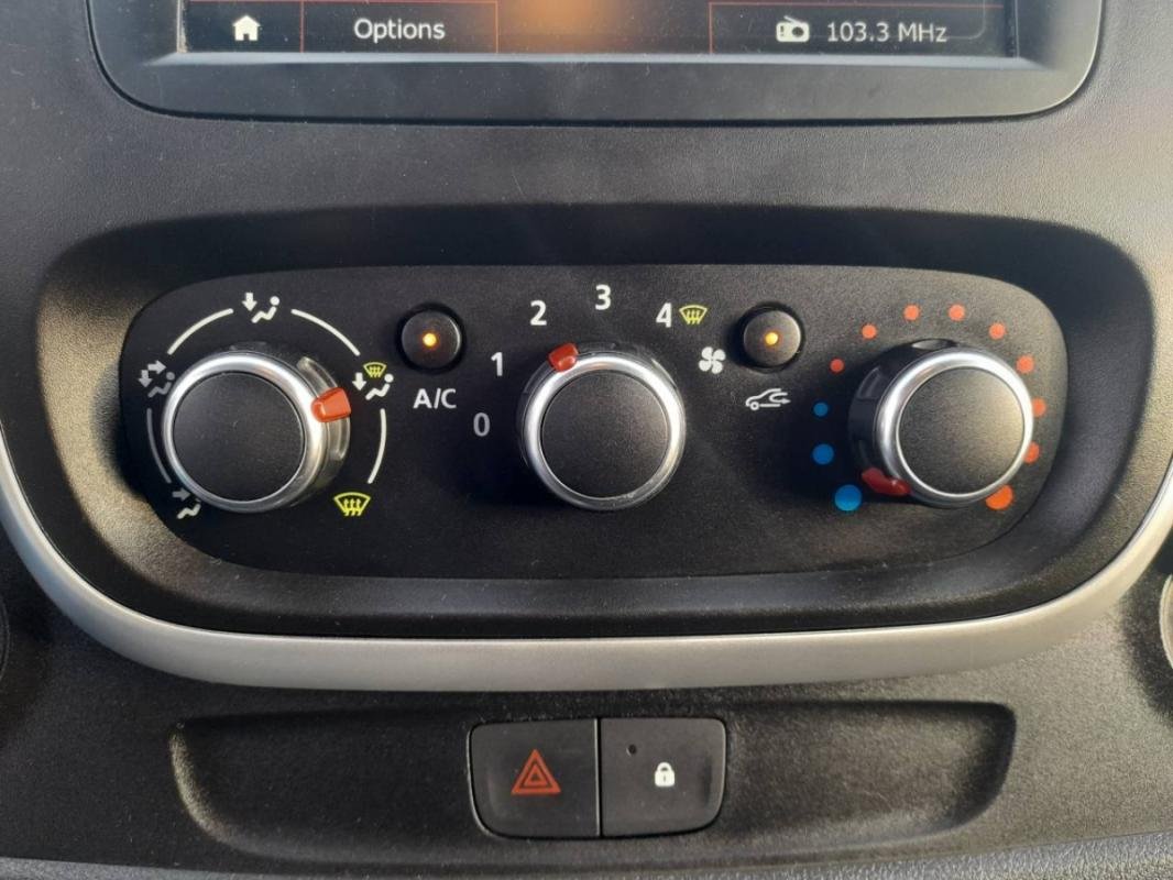 Renault Trafic - Photo 17