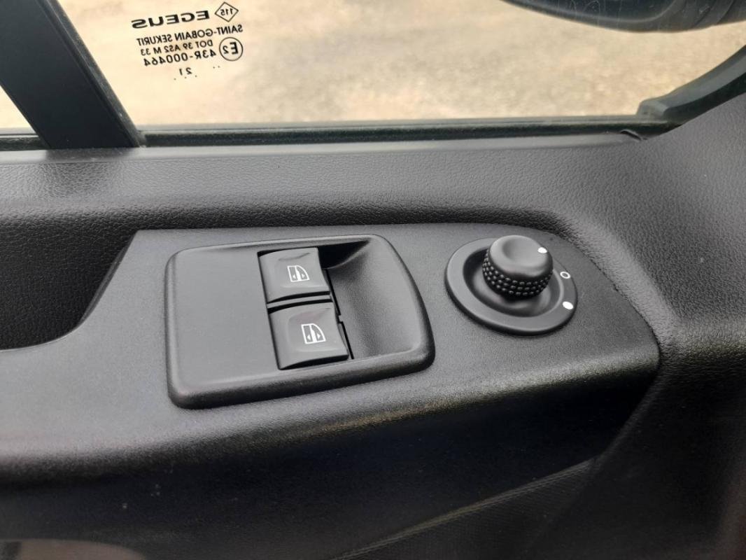 Renault Trafic - Photo 20