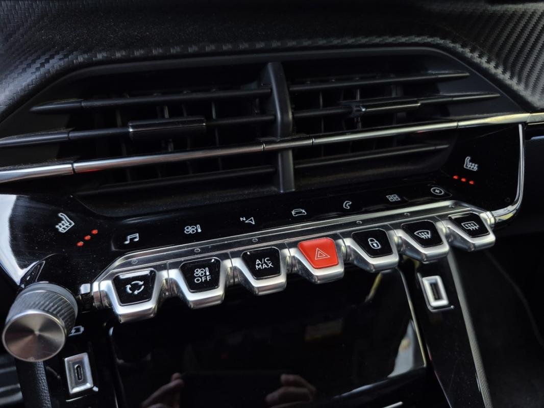 Peugeot 2008 - Photo 17
