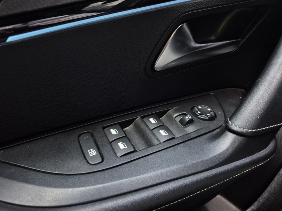 Peugeot 2008 - Photo 34