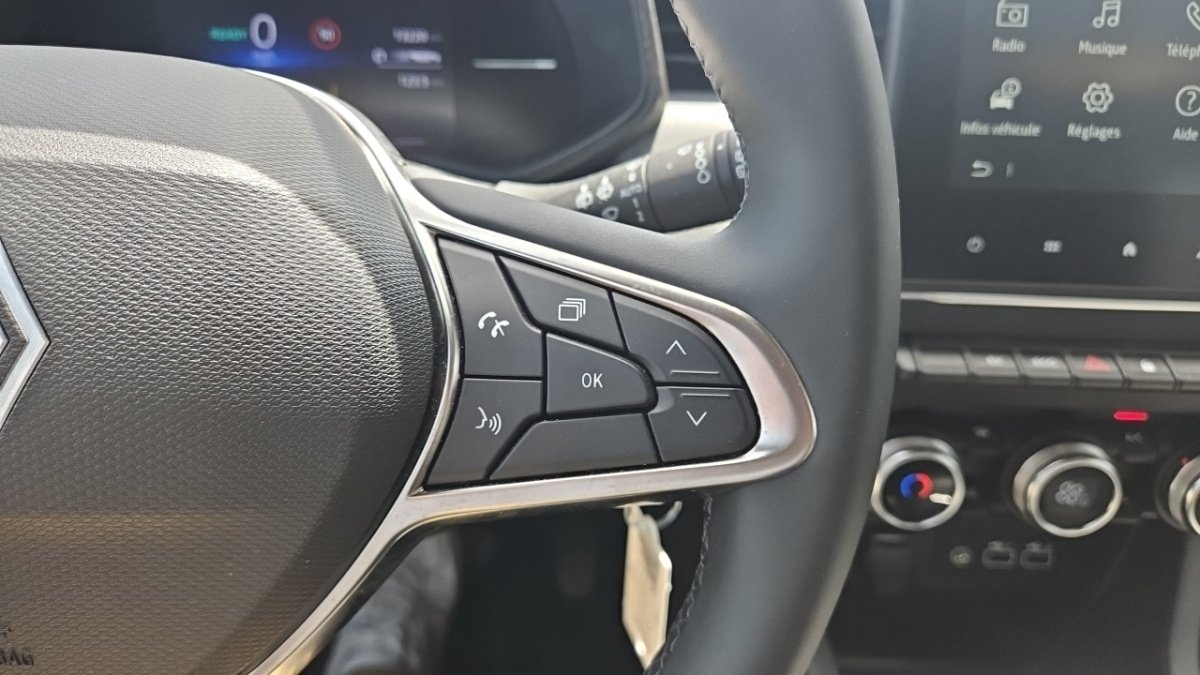 Renault Clio - Photo 25