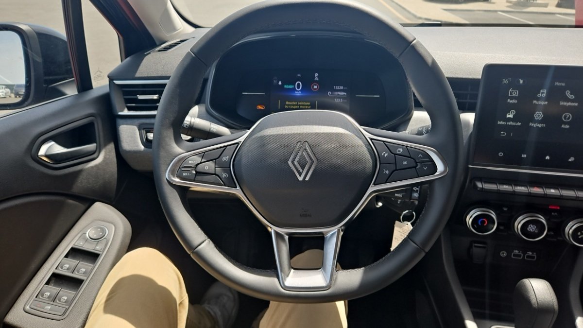 Renault Clio - Photo 26