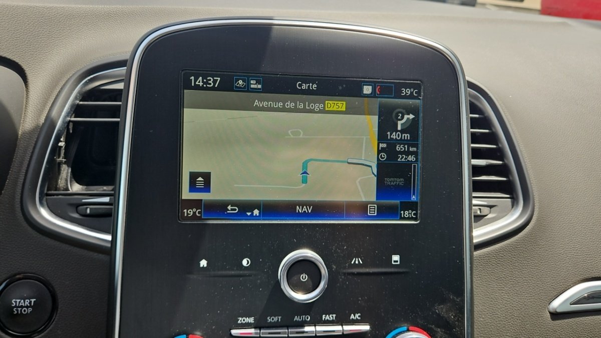 Renault Grand Scénic - Photo 18
