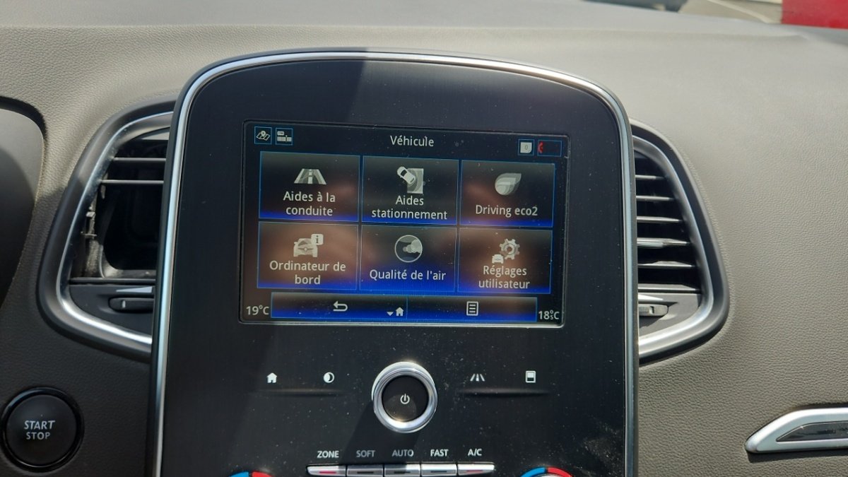 Renault Grand Scénic - Photo 21