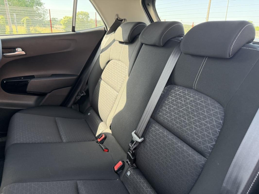Kia Picanto - Photo 22