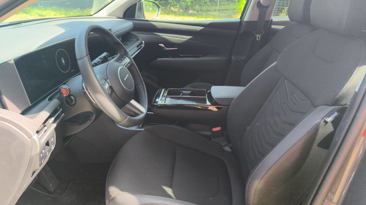Hyundai Tucson - Photo 25