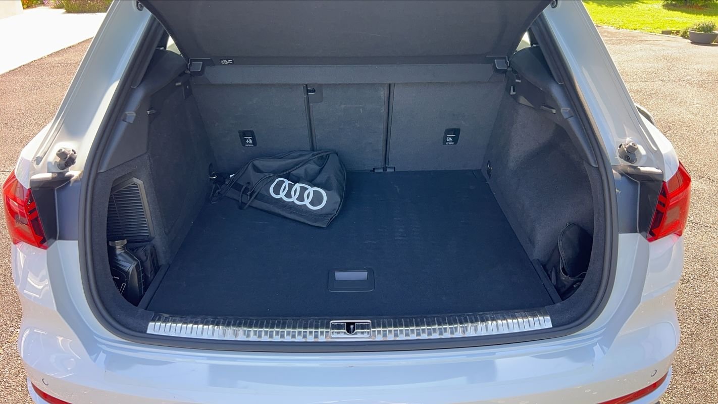 Audi Q3 - Photo 14