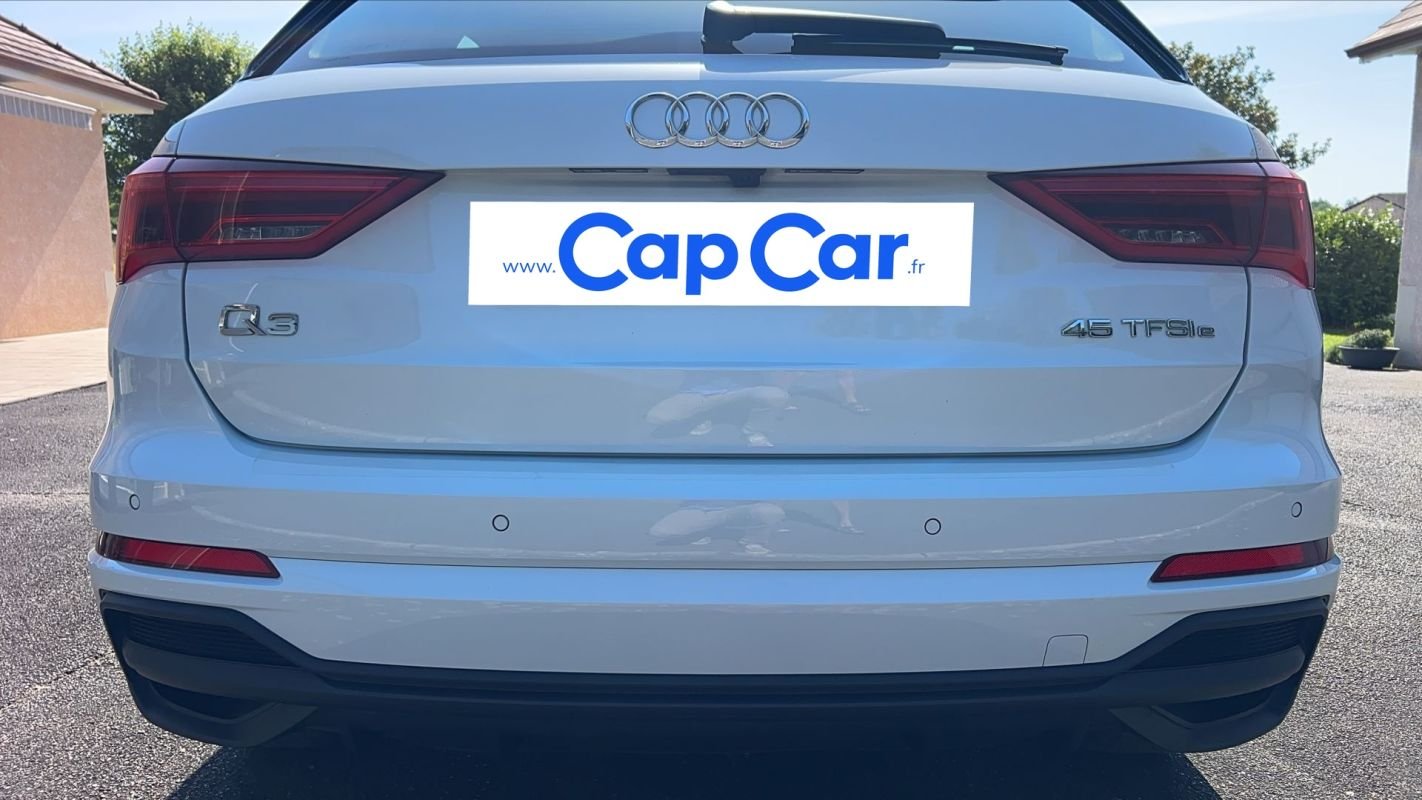 Audi Q3 - Photo 21