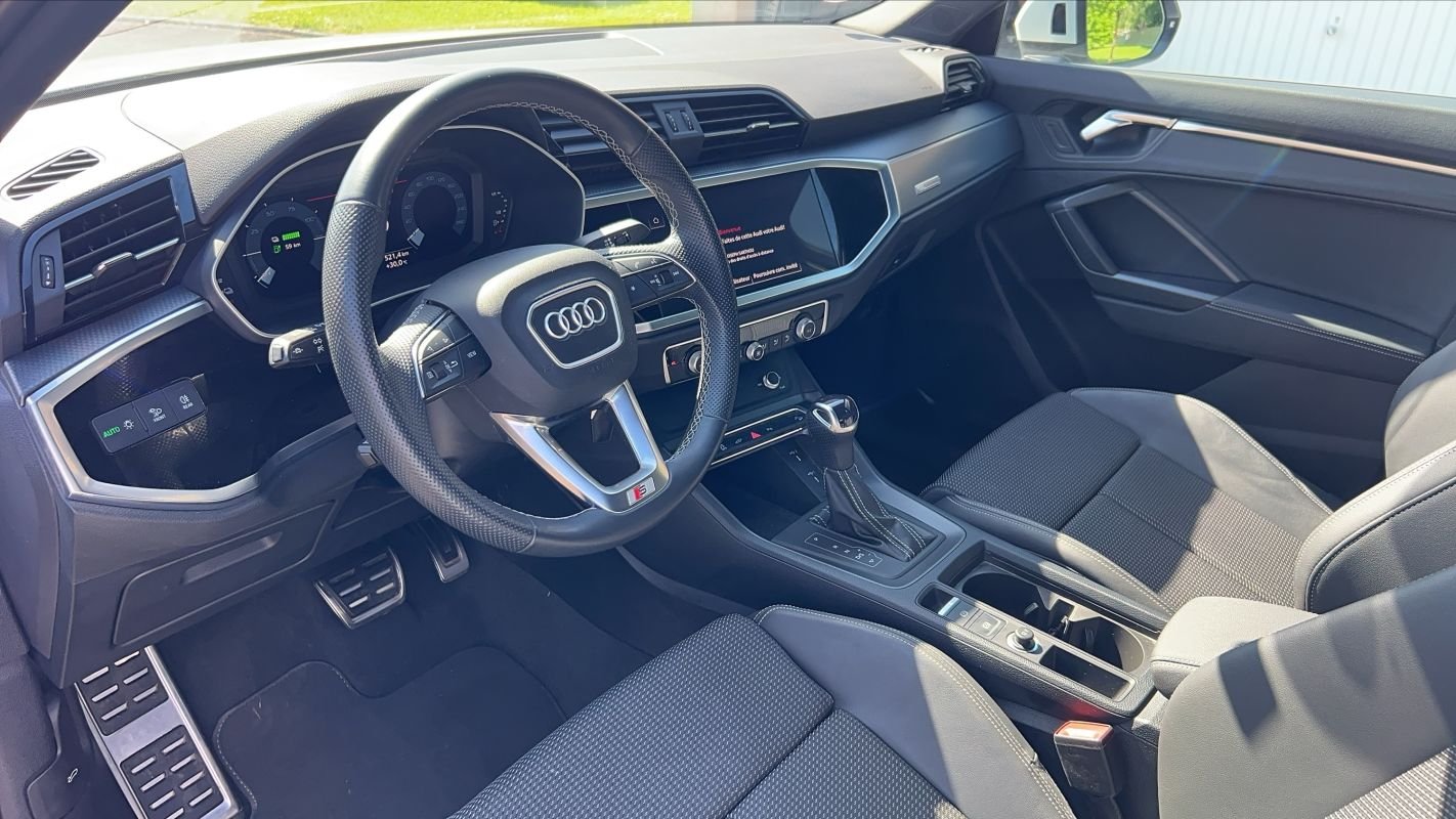 Audi Q3 - Photo 8