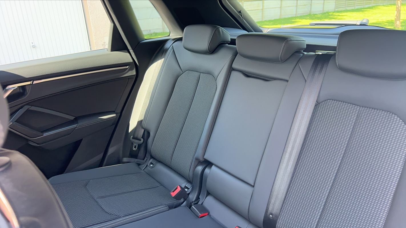 Audi Q3 - Photo 9