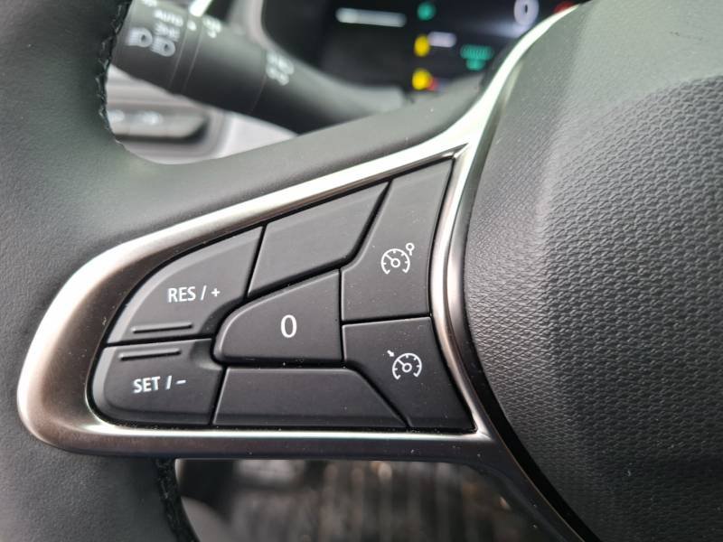 Renault Clio - Photo 25