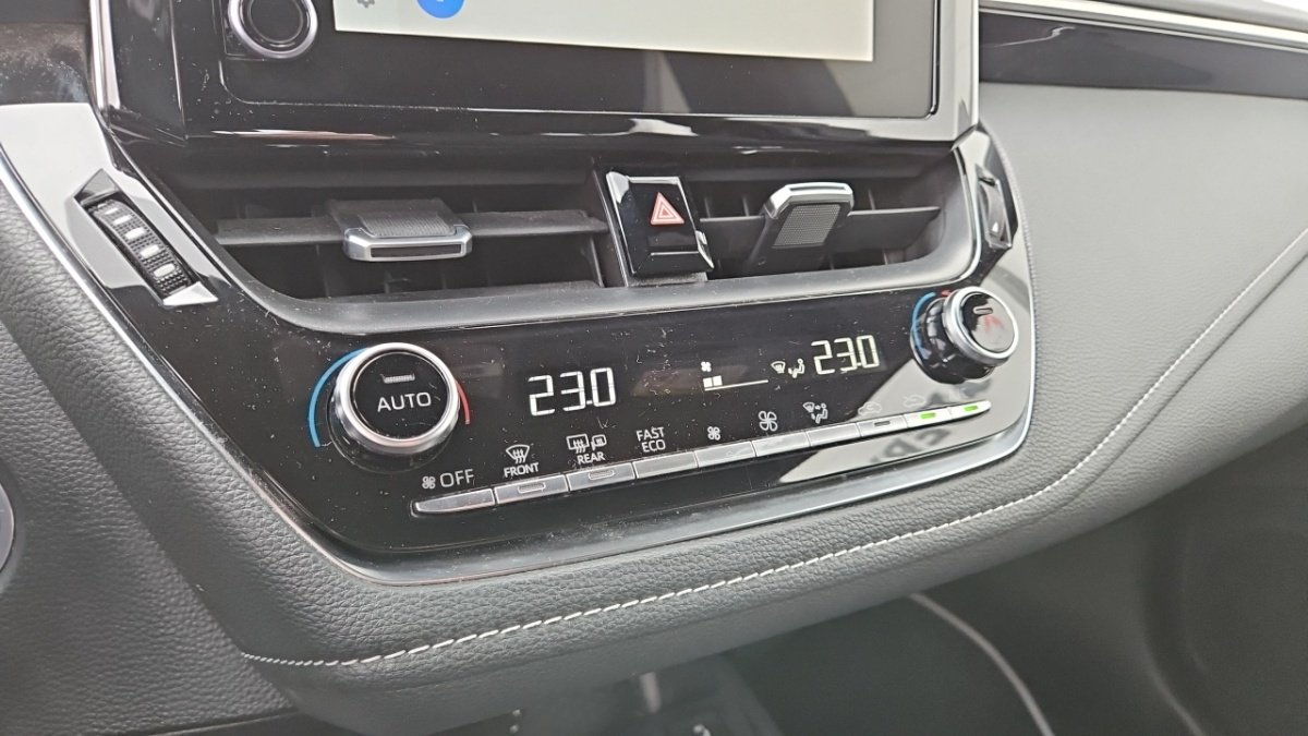 Toyota Corolla - Photo 27