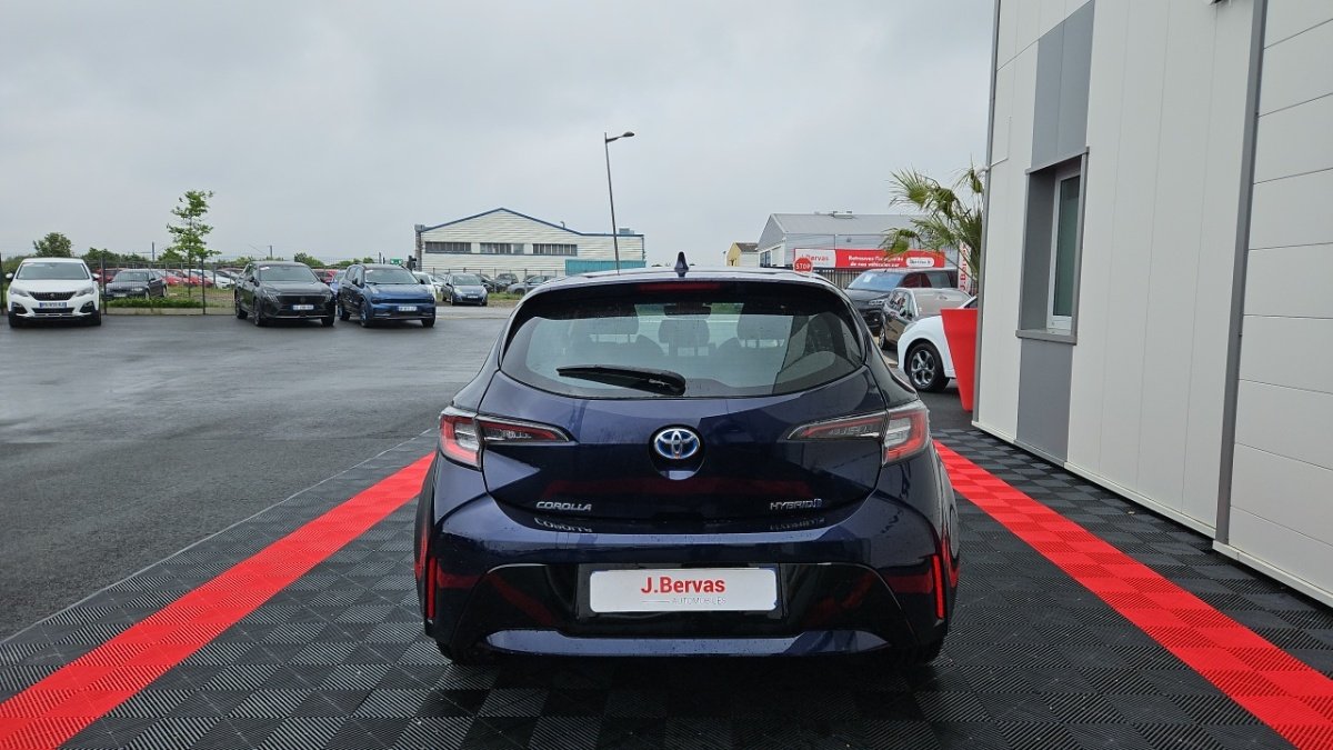 Toyota Corolla - Photo 4