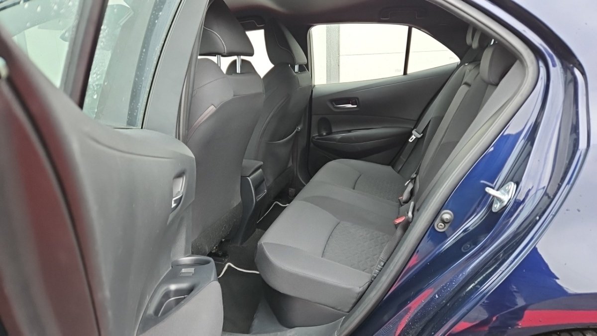 Toyota Corolla - Photo 10