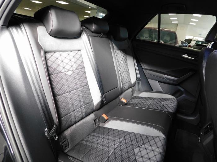 Volkswagen T-Roc - Photo 15