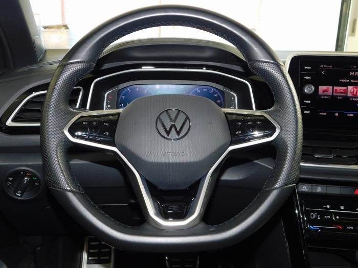 Volkswagen T-Roc - Photo 18