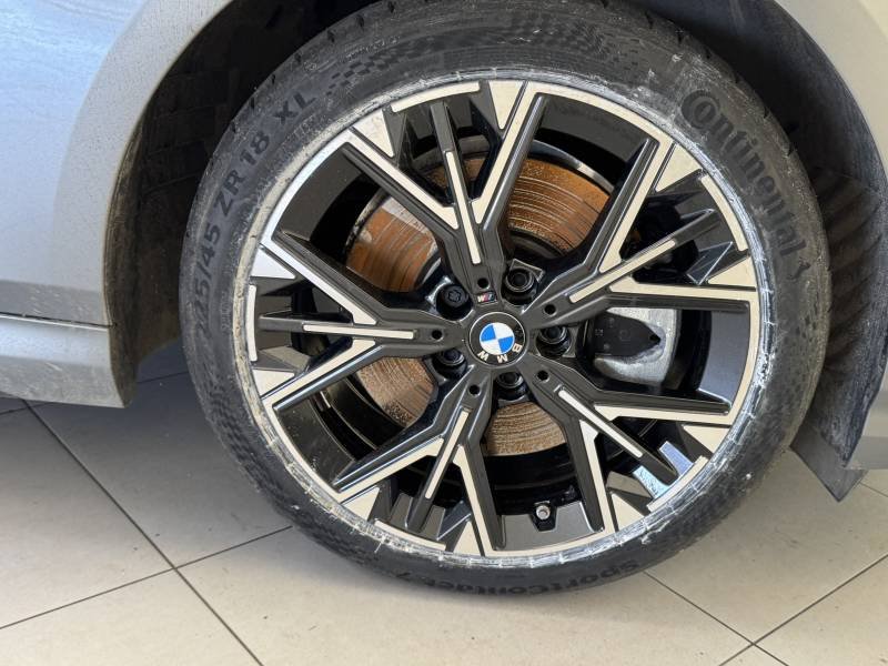 BMW Série 1 - Photo 12