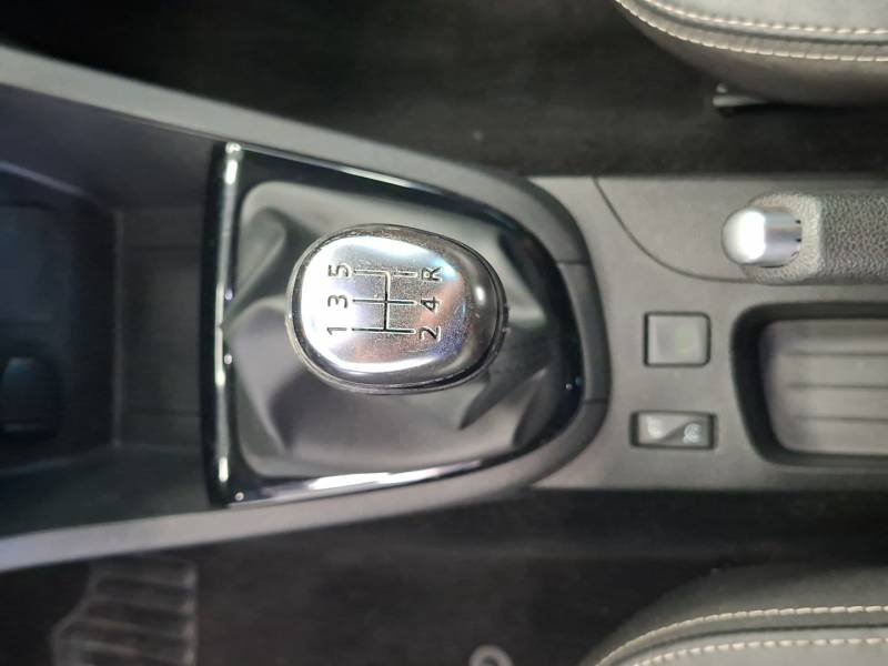 Renault Clio - Photo 32