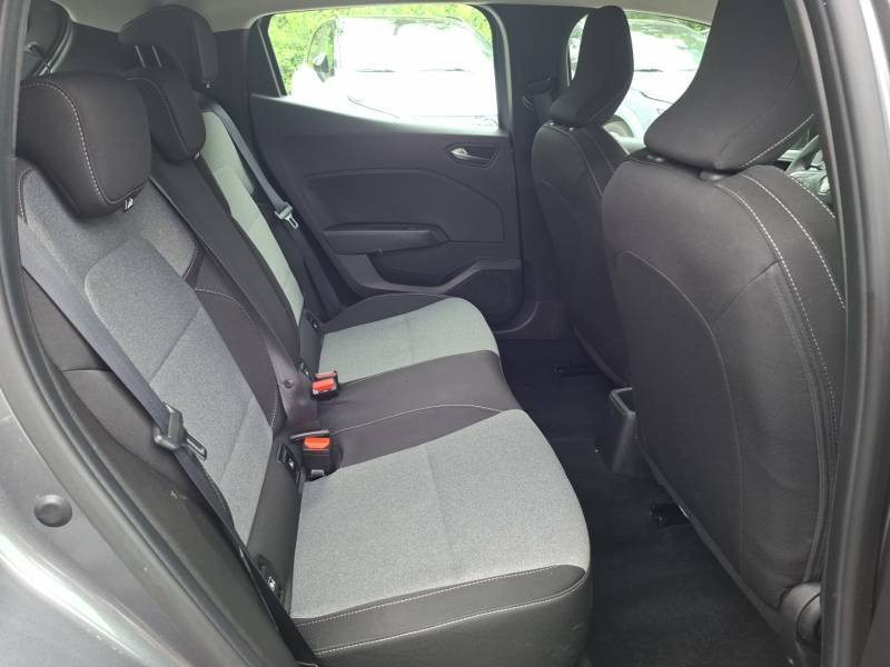 Renault Clio - Photo 25