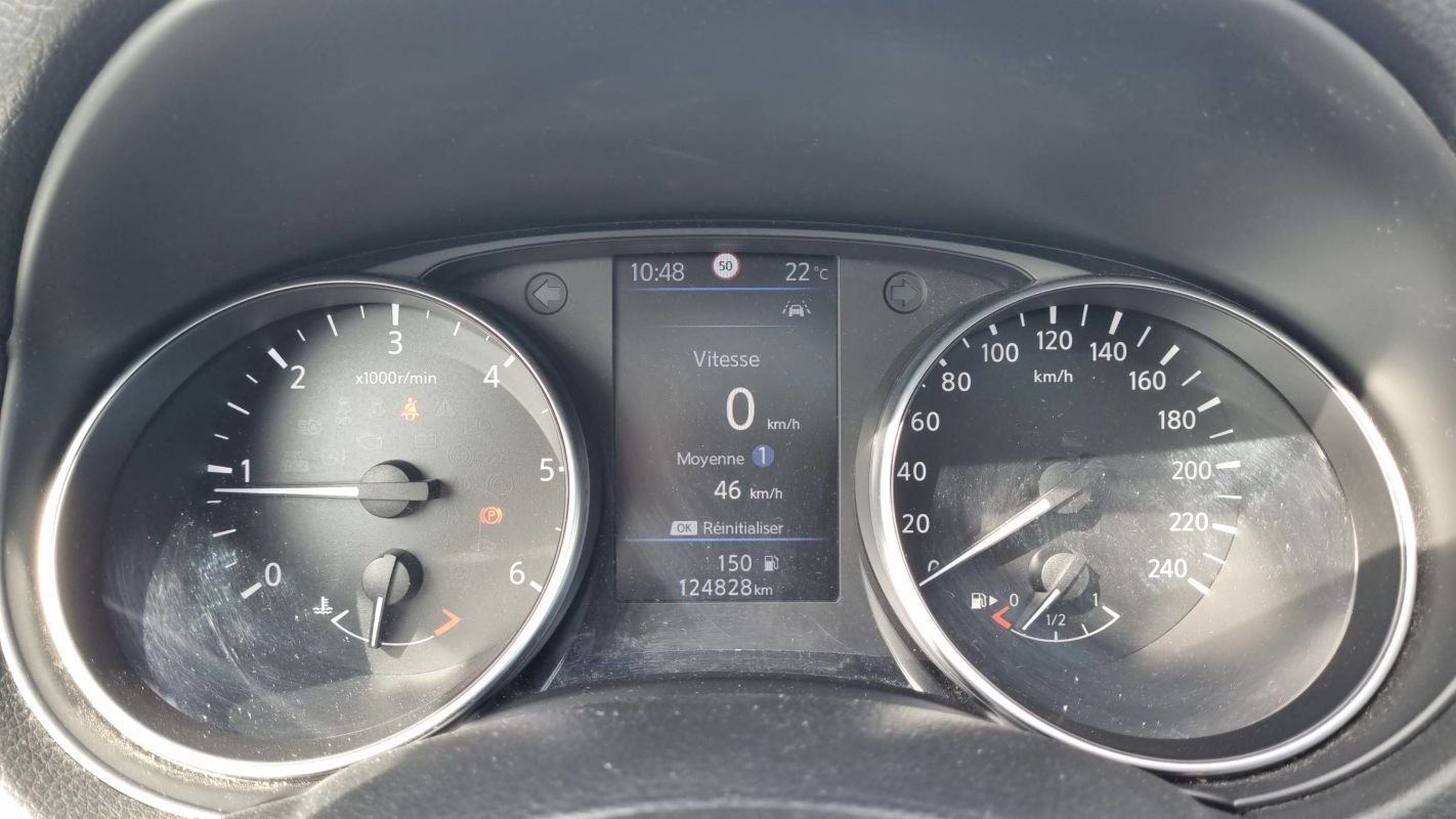 Nissan Qashqai - Photo 12