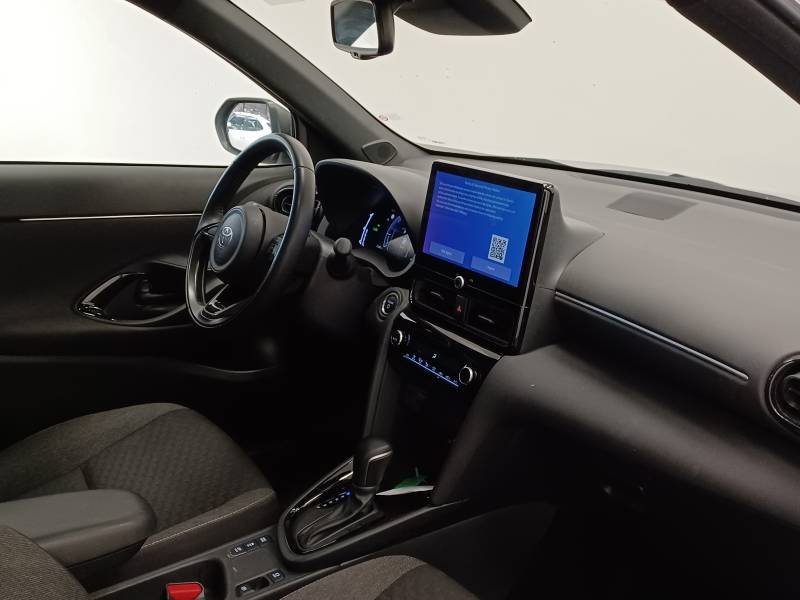 Toyota Yaris - Photo 12