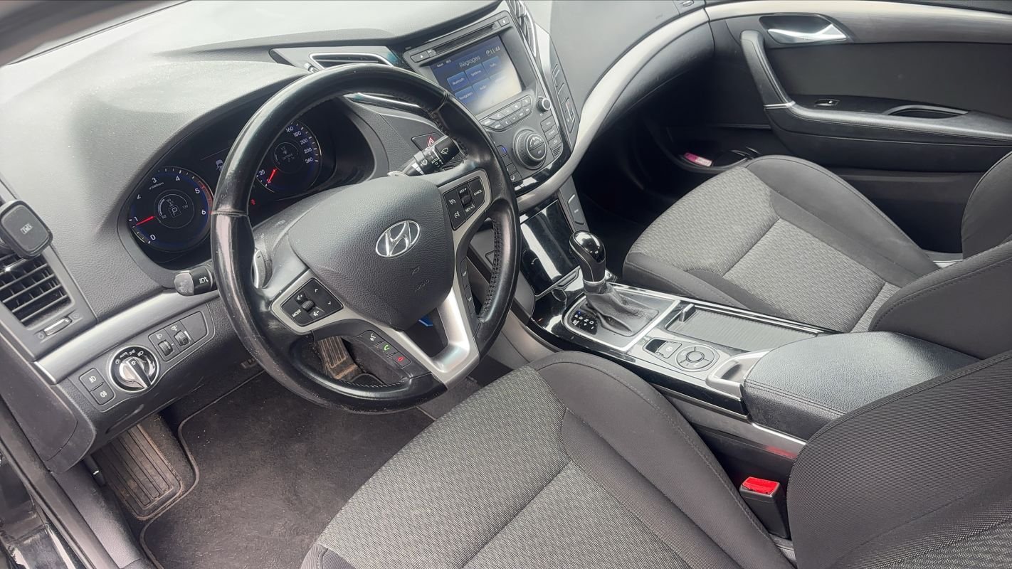 Hyundai i40 - Photo 8